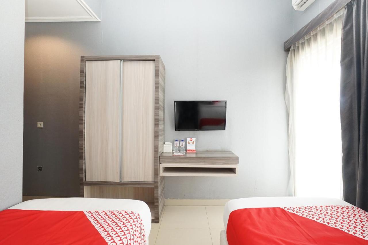 פסורואן Oyo 289 Hotel Dalwa Syariah מראה חיצוני תמונה