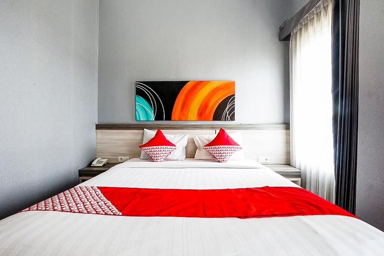 פסורואן Oyo 289 Hotel Dalwa Syariah מראה חיצוני תמונה
