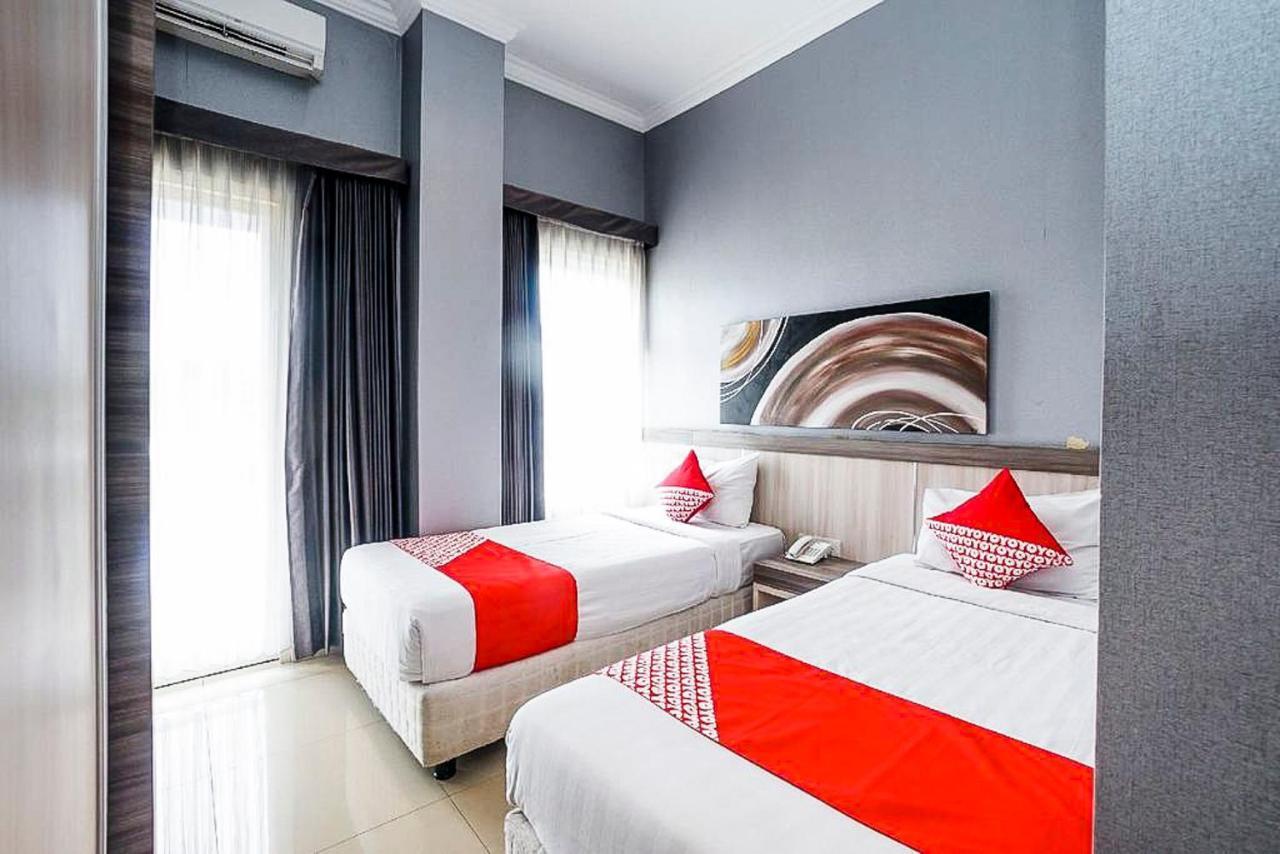 פסורואן Oyo 289 Hotel Dalwa Syariah מראה חיצוני תמונה