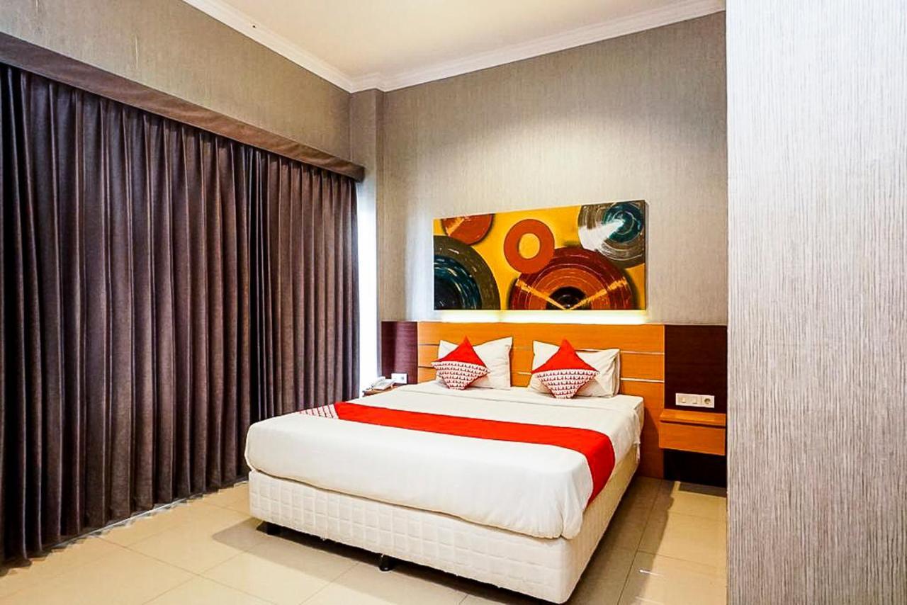 פסורואן Oyo 289 Hotel Dalwa Syariah מראה חיצוני תמונה