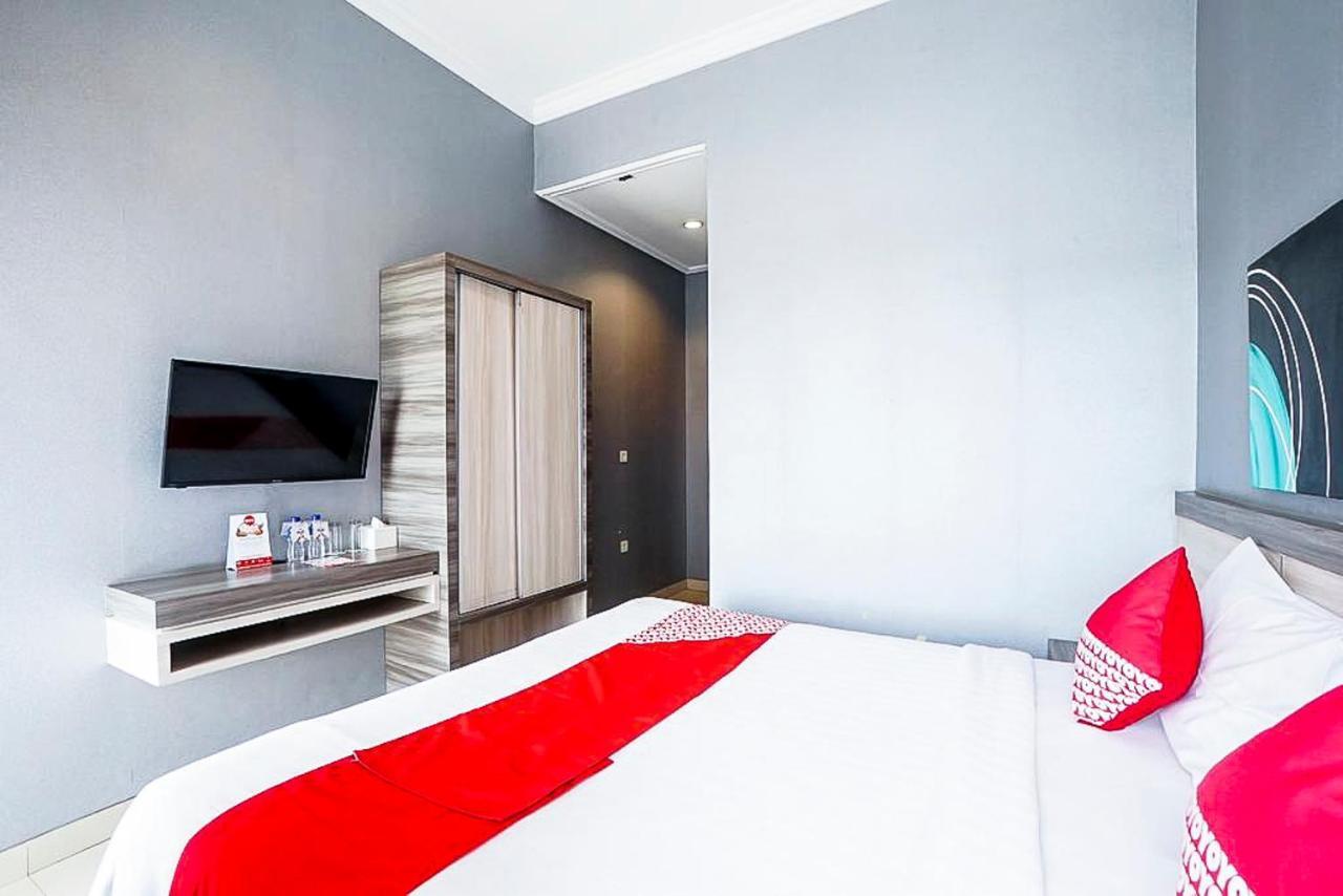פסורואן Oyo 289 Hotel Dalwa Syariah מראה חיצוני תמונה